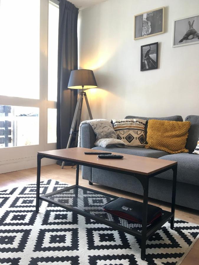 Airelles, Bel Appartement Cadre Naturel, Loggia Et Vue Montagne Font-Romeu-Odeillo-Via Екстер'єр фото